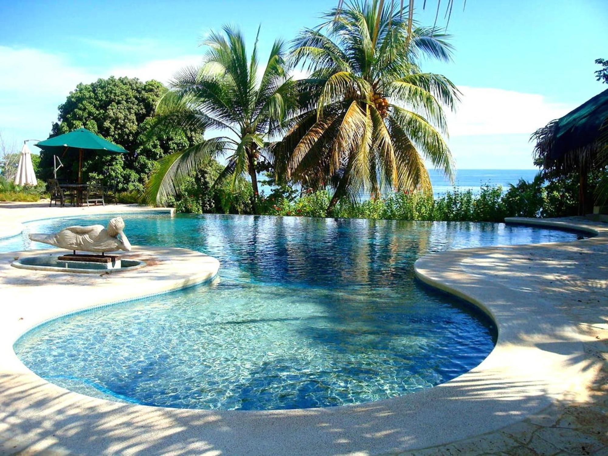 Lagunavista Villas Carate ภายนอก รูปภาพ