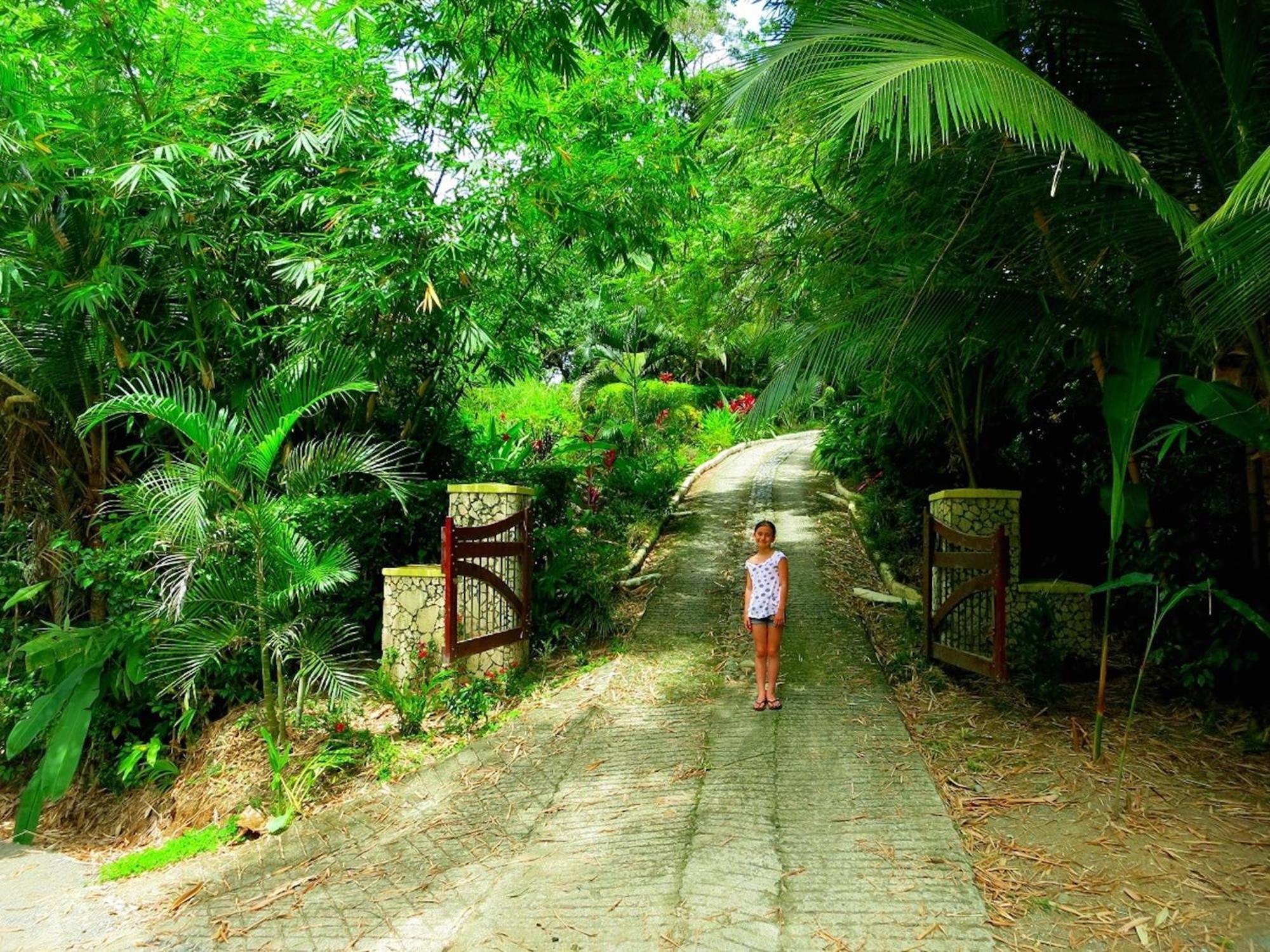 Lagunavista Villas Carate ภายนอก รูปภาพ