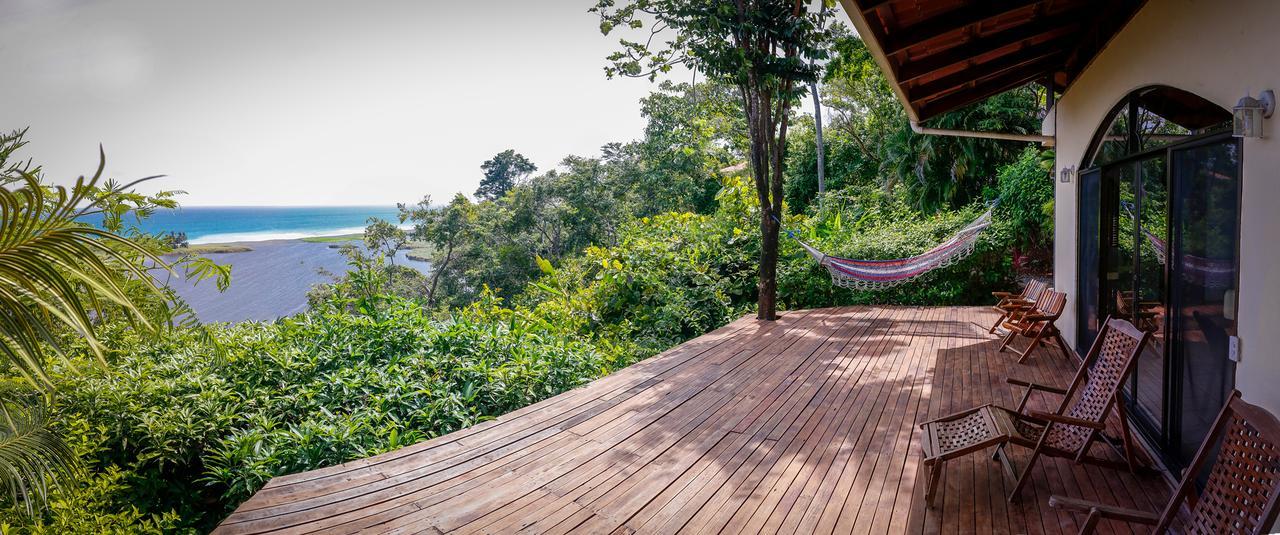 Lagunavista Villas Carate ภายนอก รูปภาพ